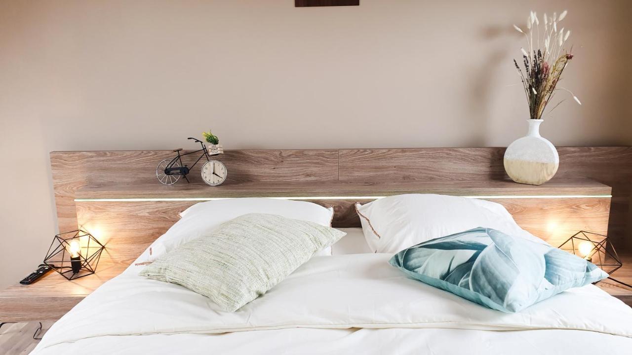Viktor And Stella Suite By The Minnewater Bruges Extérieur photo